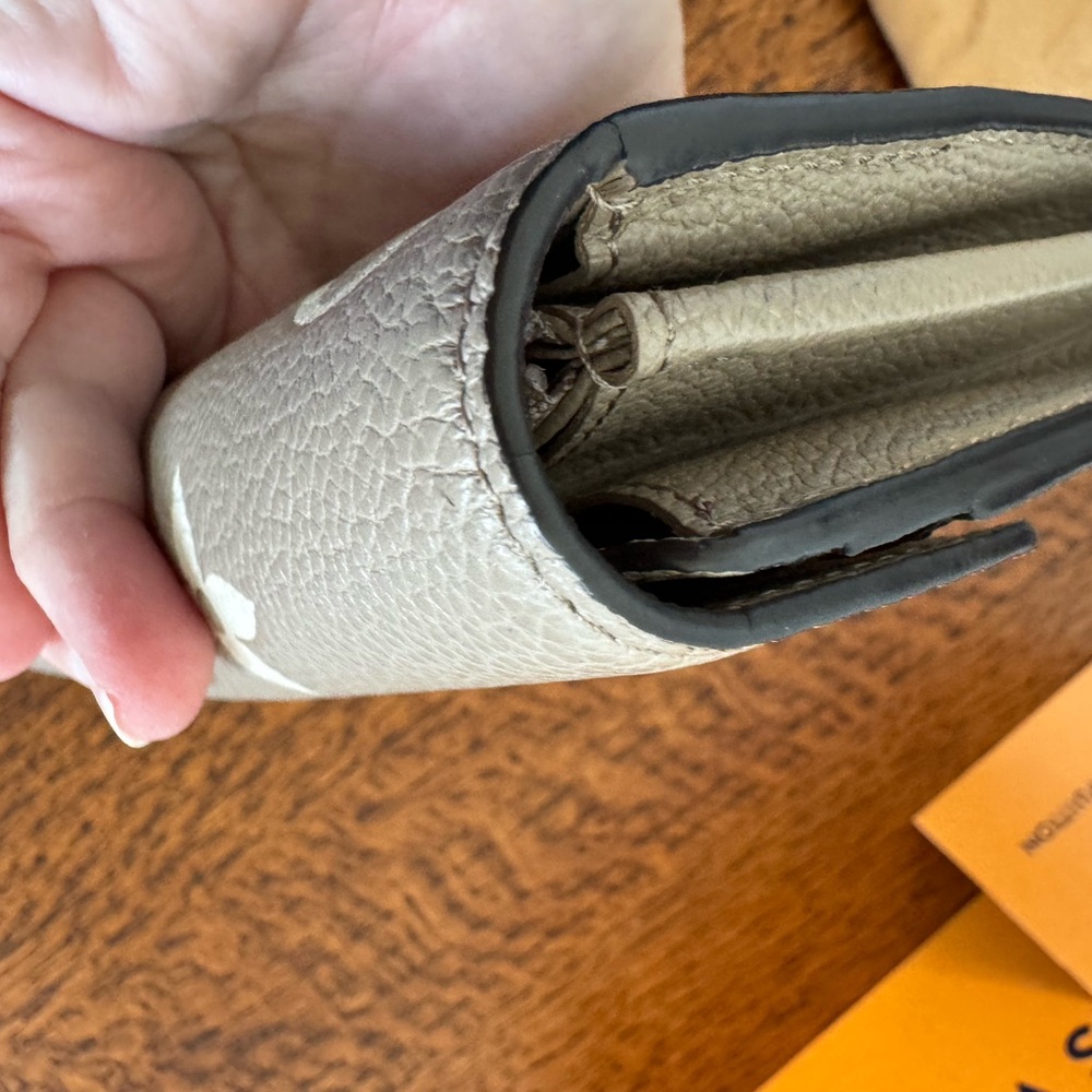 Louis Vuitton Monogram Empreinte Leather Sarah Wallet iw/ COA, Dust Bag & Box - Picture 8 of 16